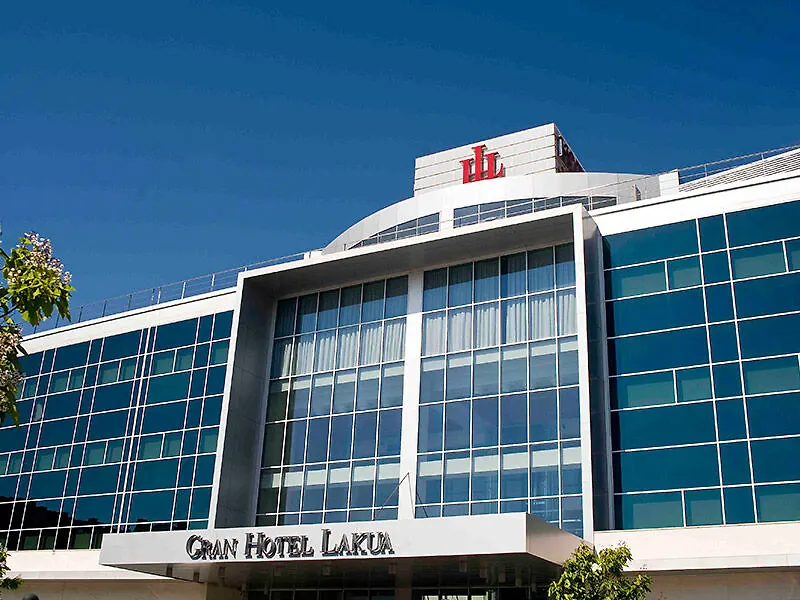 Gran Hotel Lakua Vitoria 5*,